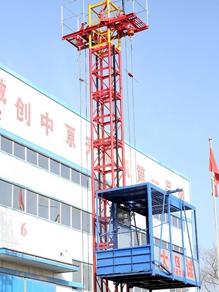 物料提升機(jī)維修保養(yǎng)！